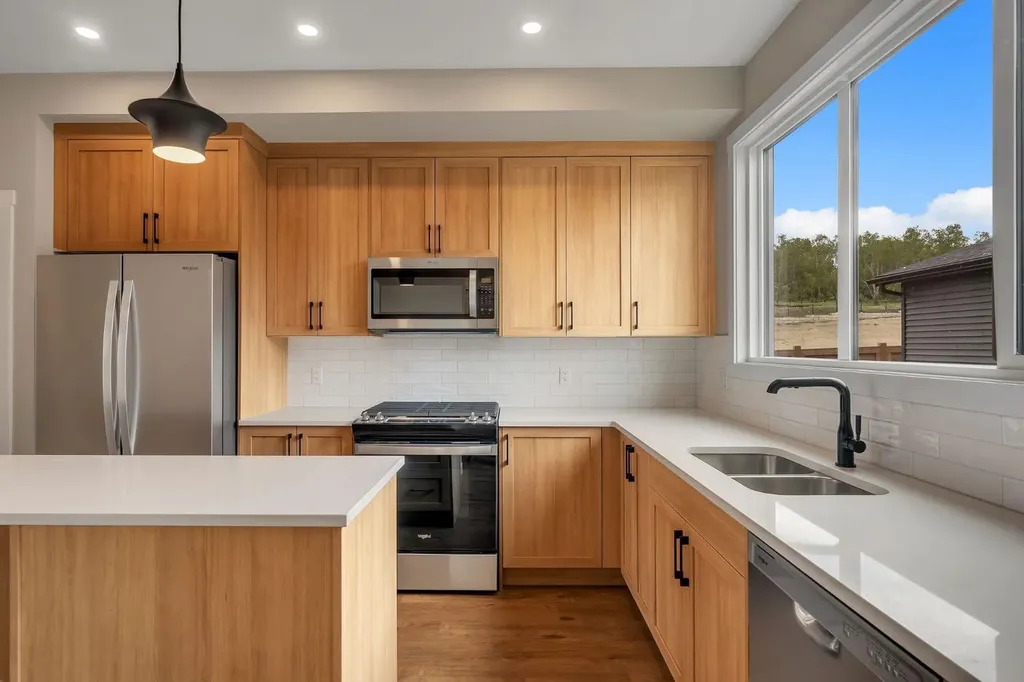 46 Tillotson Loop Okotoks AB T1S 1S5