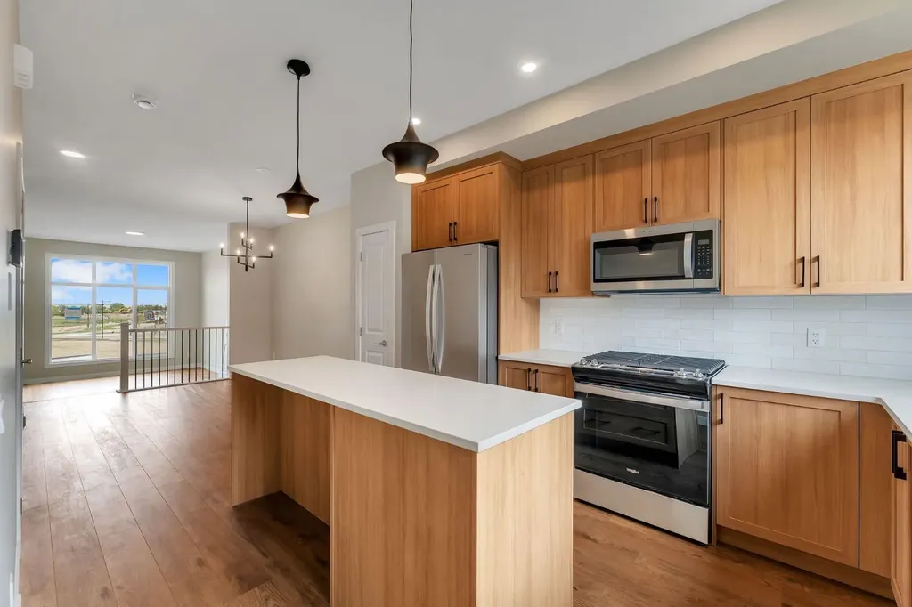 46 Tillotson Loop Okotoks AB T1S 1S5