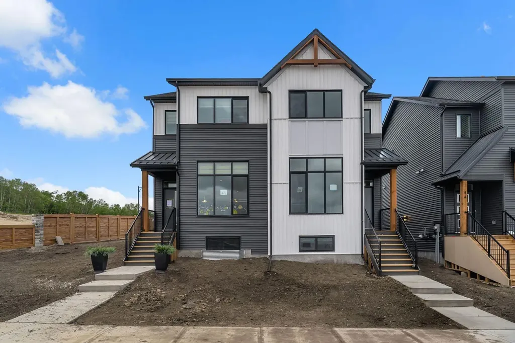 46 Tillotson Loop Okotoks AB T1S 1S5