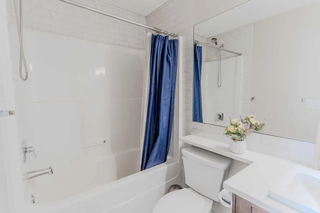 355 Nolancrest Heights NW Calgary AB T3R 0Z9