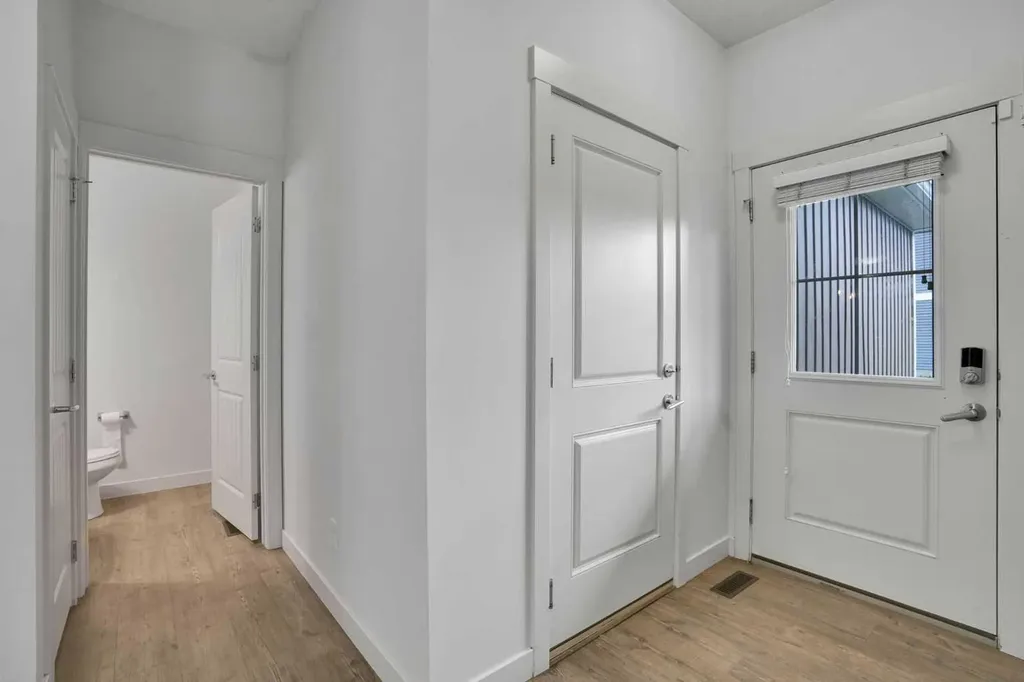 355 Nolancrest Heights NW Calgary AB T3R 0Z9