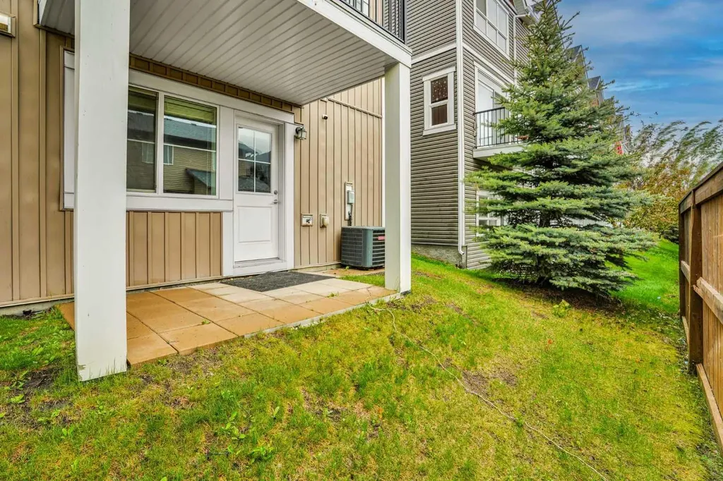 355 Nolancrest Heights NW Calgary AB T3R 0Z9