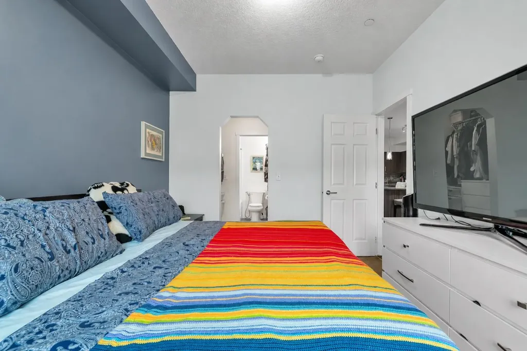 215 Legacy Boulevard SE Calgary AB T2X 3Z6