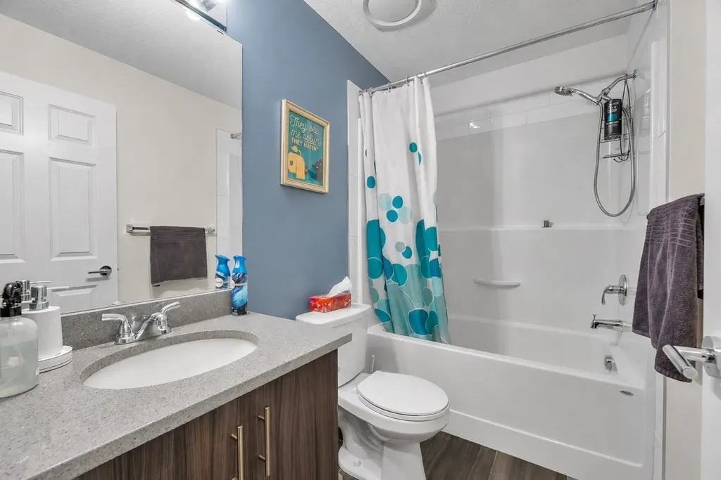 215 Legacy Boulevard SE Calgary AB T2X 3Z6