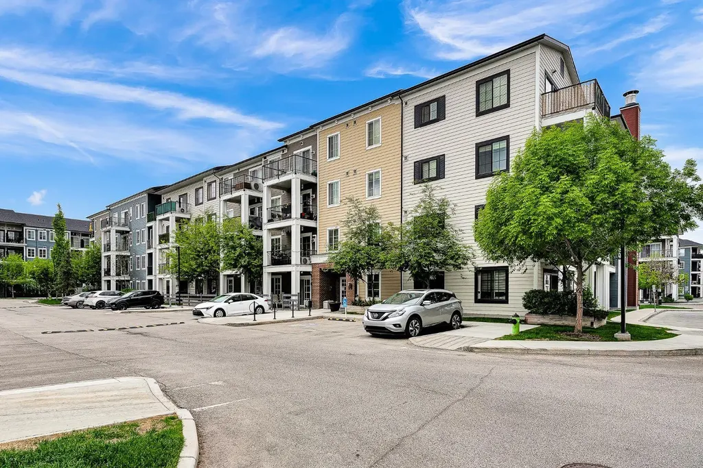 215 Legacy Boulevard SE Calgary AB T2X 3Z6