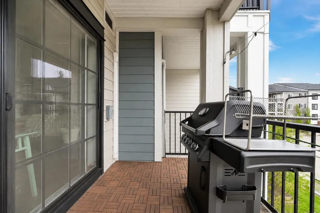 215 Legacy Boulevard SE Calgary AB T2X 3Z6