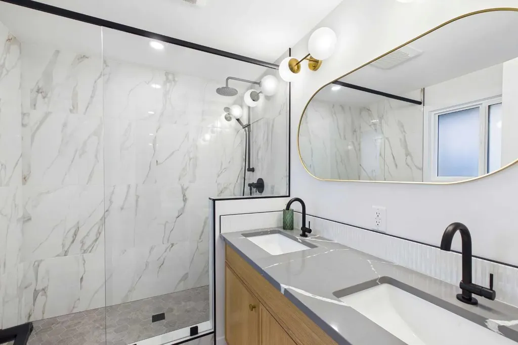 920 Cantabrian Drive SW Calgary AB T2W 1L7