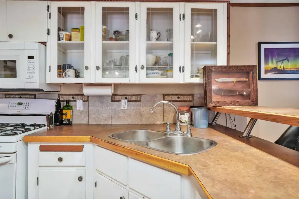 812 20th Street Spruce View AB T0M 1V0