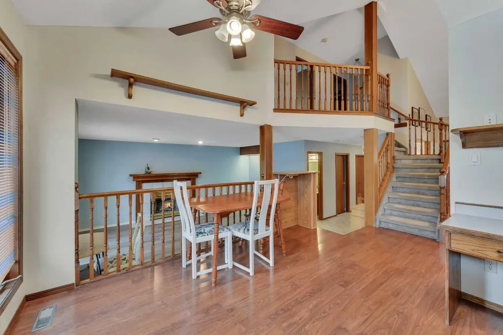 37 Denovan Crescent Red Deer AB T4R 2B6