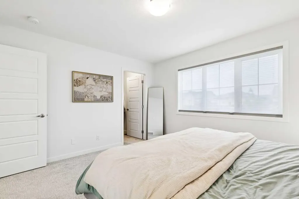 44 Creekside Boulevard SW Calgary AB T2X 4R1