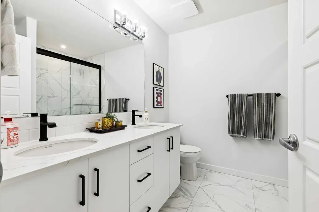 44 Creekside Boulevard SW Calgary AB T2X 4R1