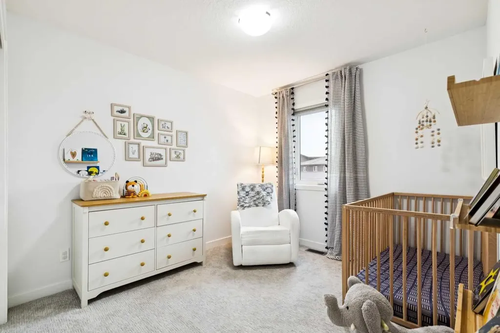 44 Creekside Boulevard SW Calgary AB T2X 4R1