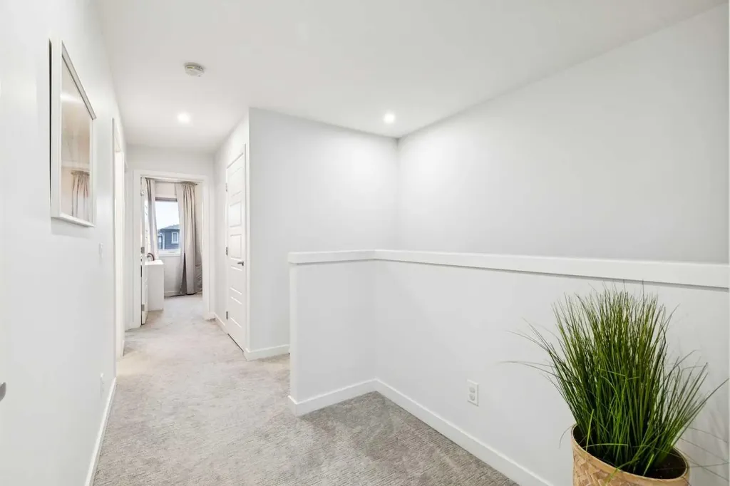 44 Creekside Boulevard SW Calgary AB T2X 4R1