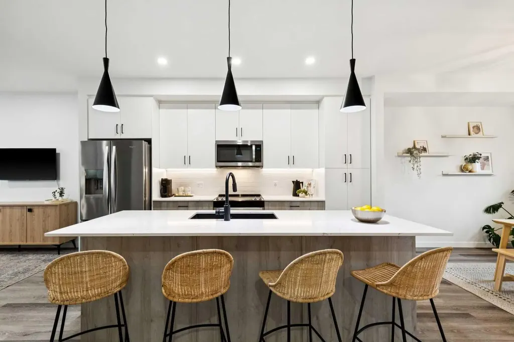 44 Creekside Boulevard SW Calgary AB T2X 4R1