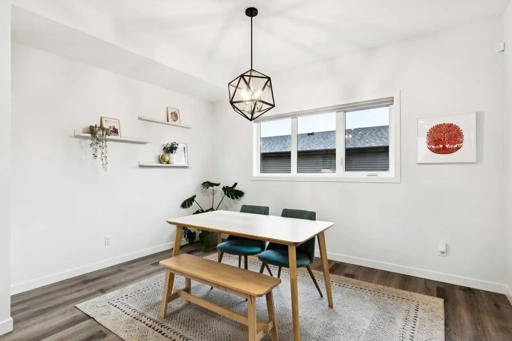 44 Creekside Boulevard SW Calgary AB T2X 4R1