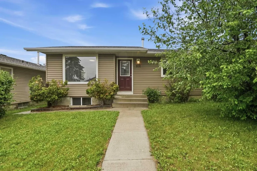 101 Aspen Crescent Airdrie AB T4B 1K6