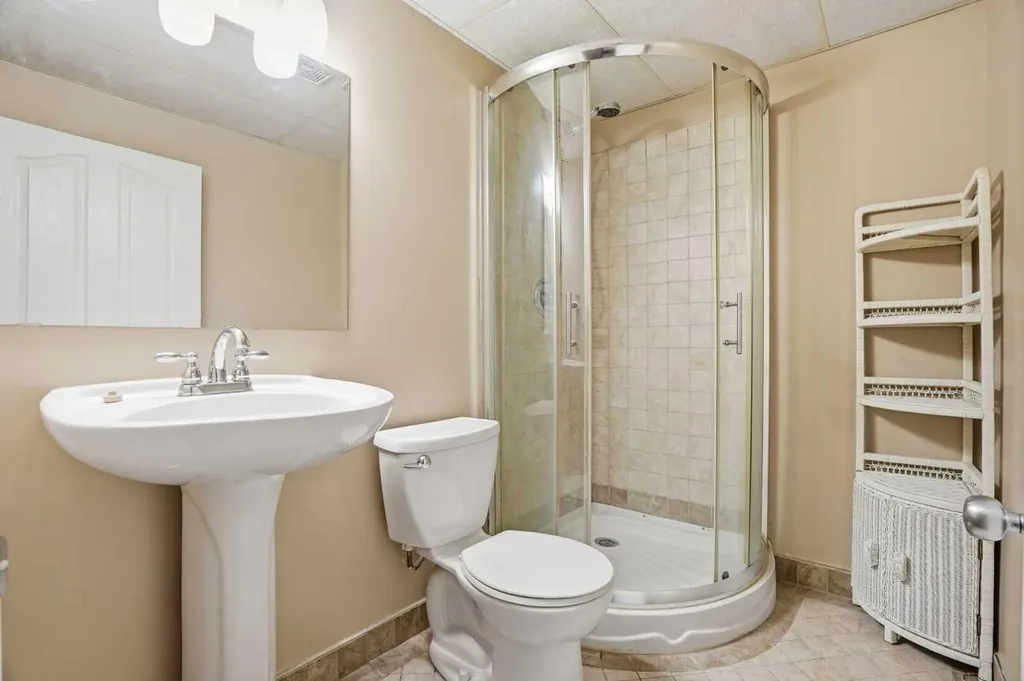101 Aspen Crescent Airdrie AB T4B 1K6