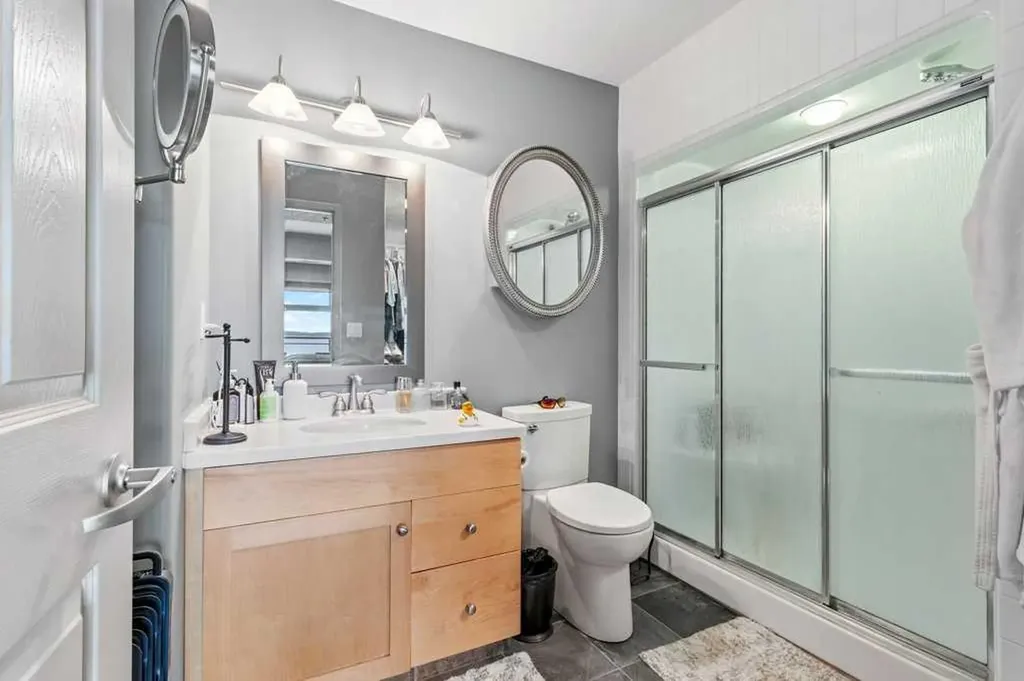 5100 Lakeshore Drive Sylvan Lake AB T4S 2L7