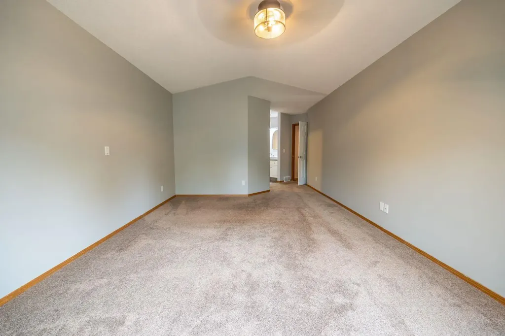 35 Maple Walk Crossfield AB T0M 0S0