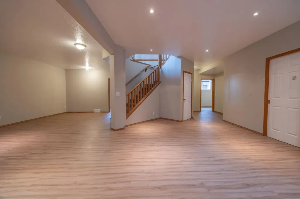 35 Maple Walk Crossfield AB T0M 0S0
