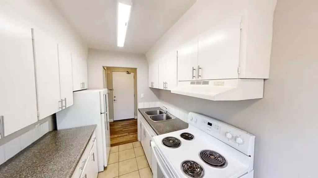 9932 105 Avenue Grande Prairie AB T8V1G9