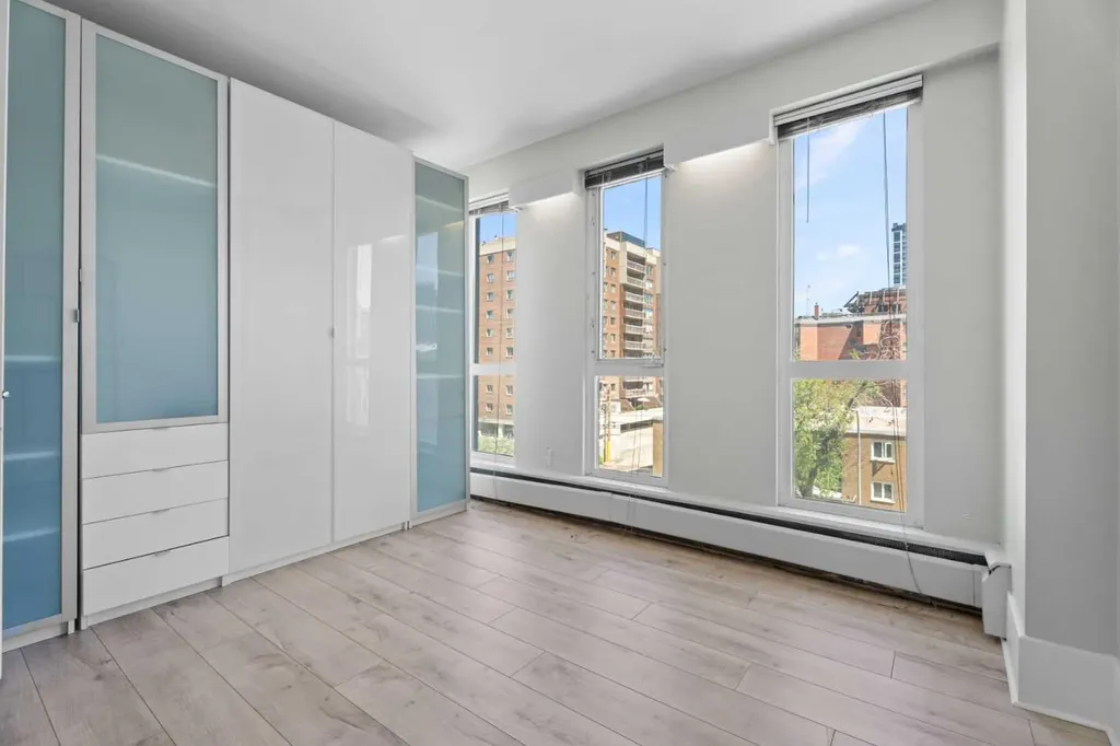 706 15 Avenue SW Calgary AB T2R 0R7
