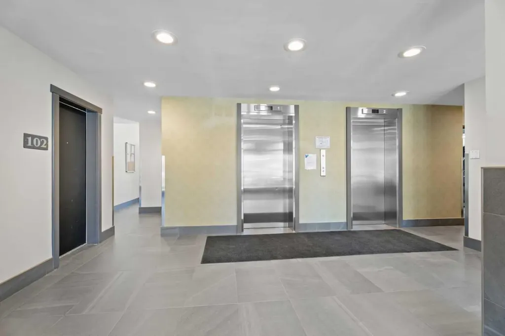 706 15 Avenue SW Calgary AB T2R 0R7