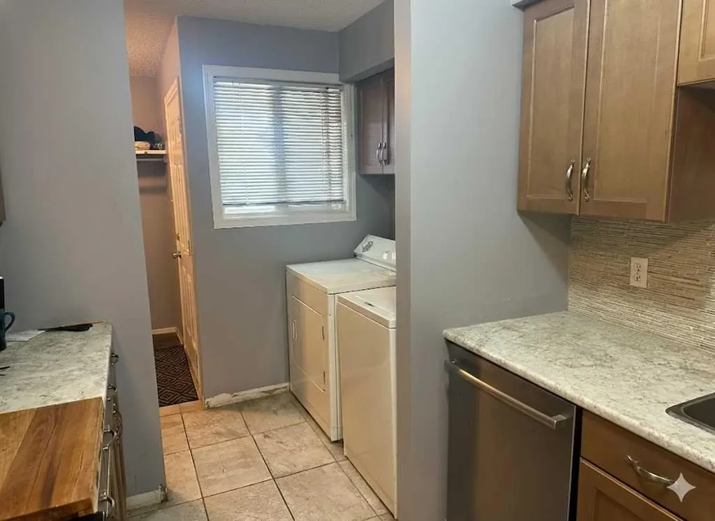 7201 Poplar Drive Grande Prairie AB T8V 6C5