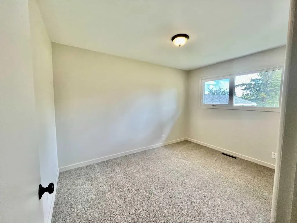 223 Allison Street Acme AB T0M 0A0