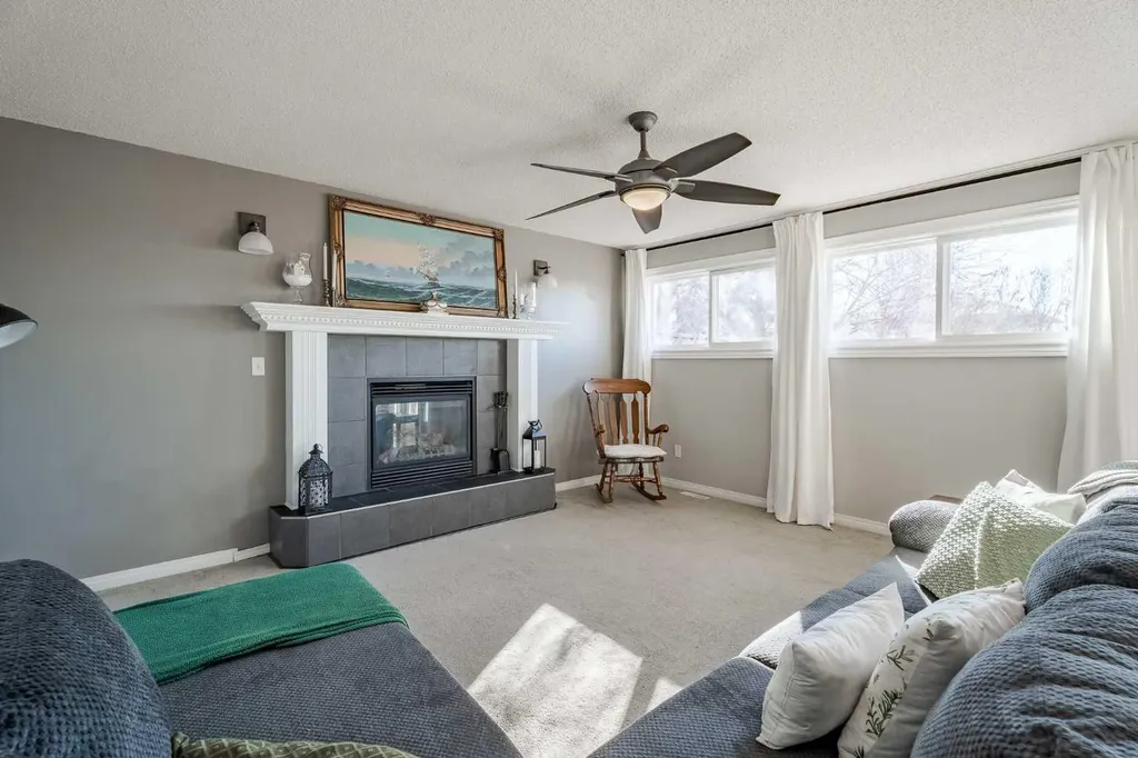405 6 Street Irricana AB T0M 1B0