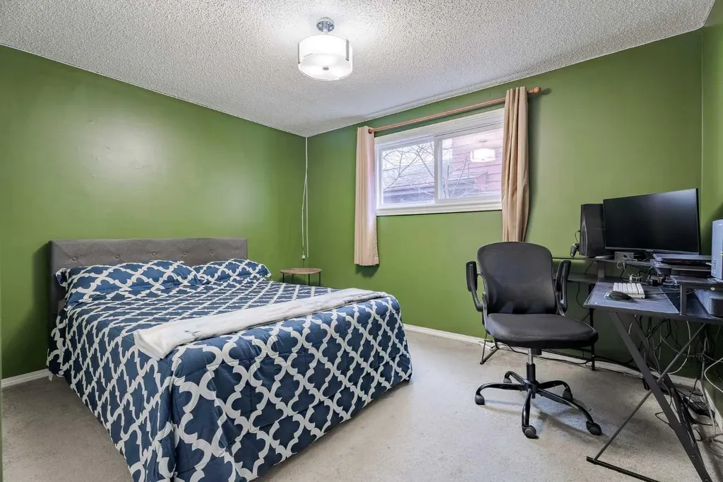405 6 Street Irricana AB T0M 1B0