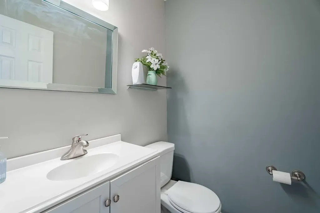 405 6 Street Irricana AB T0M 1B0