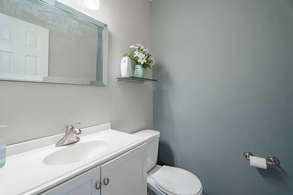 405 6 Street Irricana AB T0M 1B0