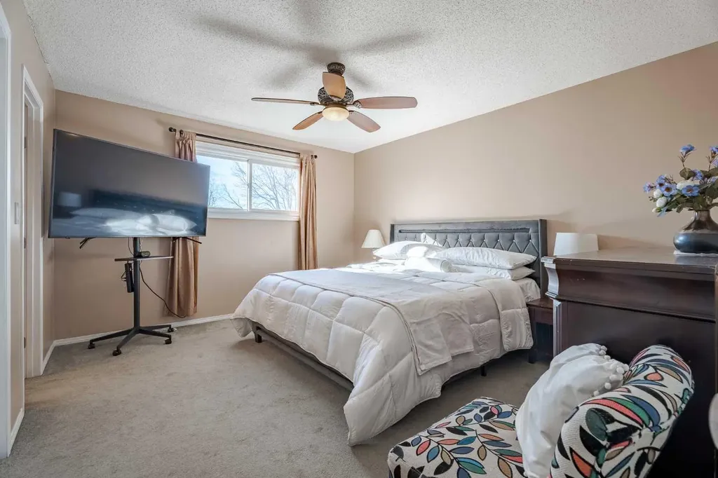 405 6 Street Irricana AB T0M 1B0