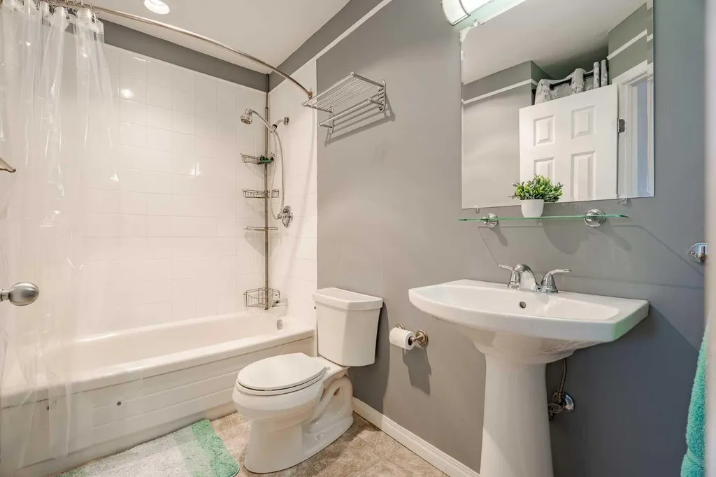 405 6 Street Irricana AB T0M 1B0