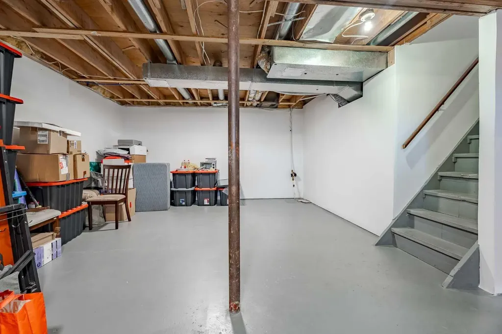 405 6 Street Irricana AB T0M 1B0