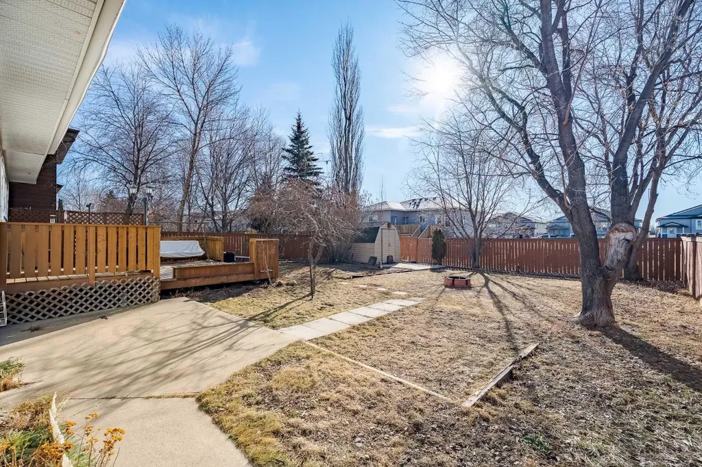 405 6 Street Irricana AB T0M 1B0