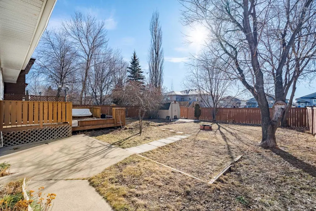 405 6 Street Irricana AB T0M 1B0