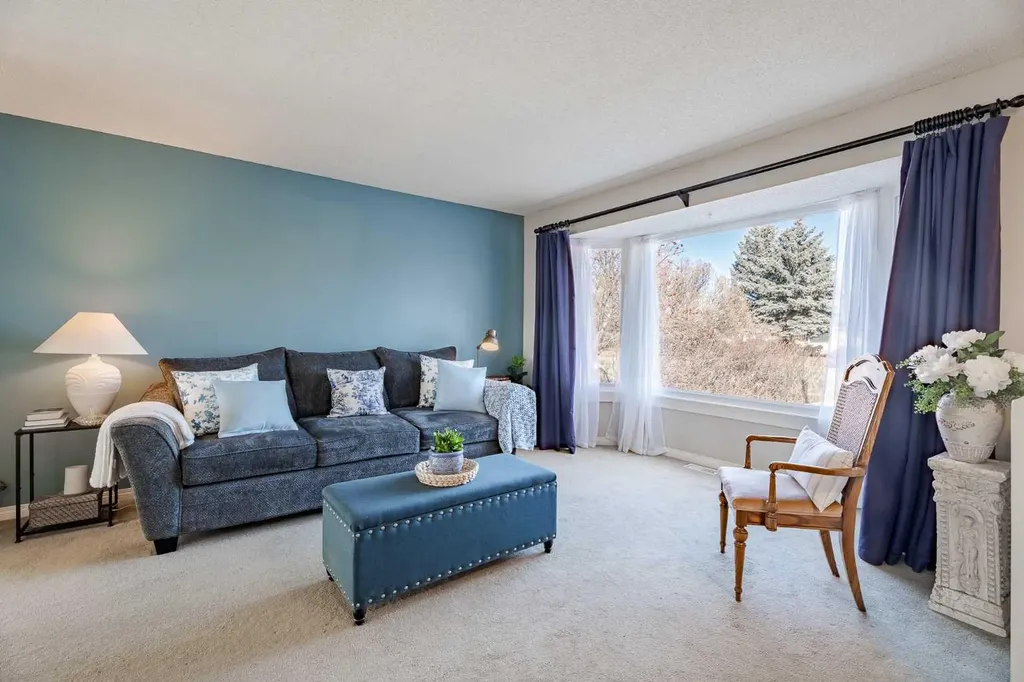 405 6 Street Irricana AB T0M 1B0