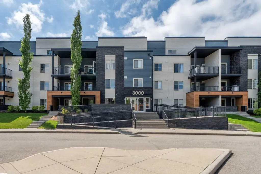 1317 27 Street SE Calgary AB T2A 4Y5