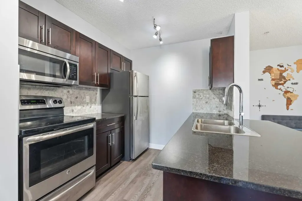 1317 27 Street SE Calgary AB T2A 4Y5