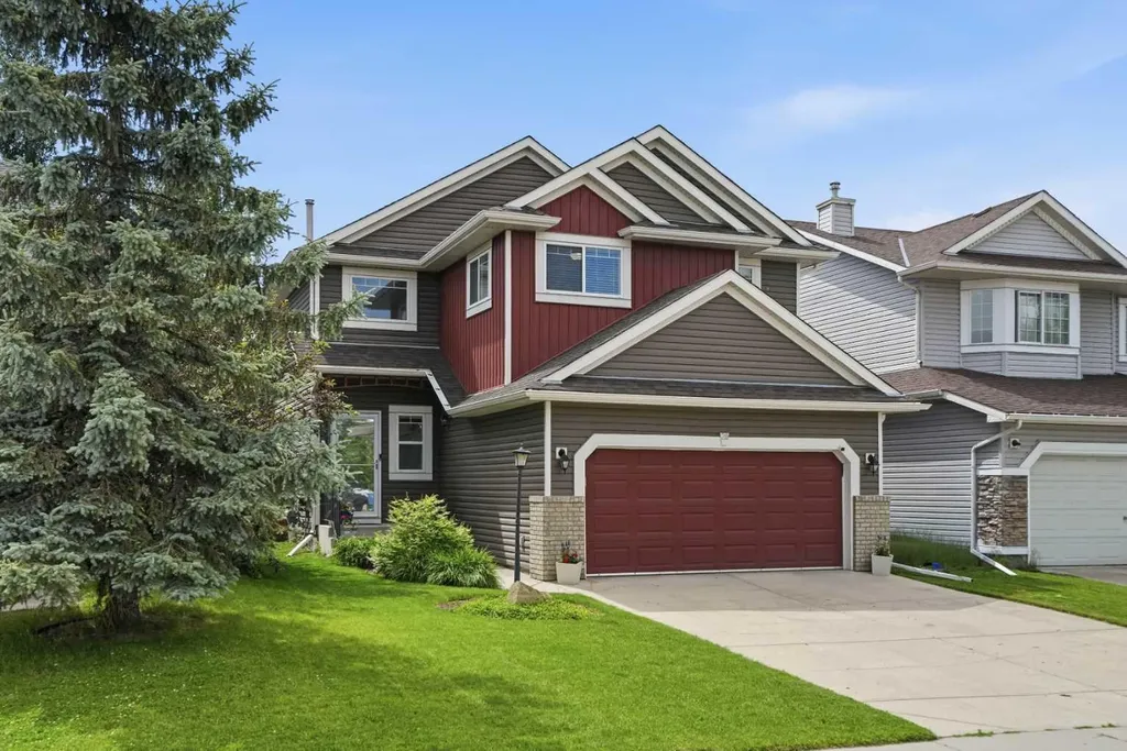 20 Somercrest Grove SW Calgary AB T2Y 3M2