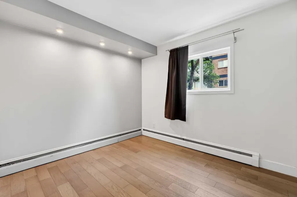 812 15 Avenue SW Calgary AB T2R 0S1