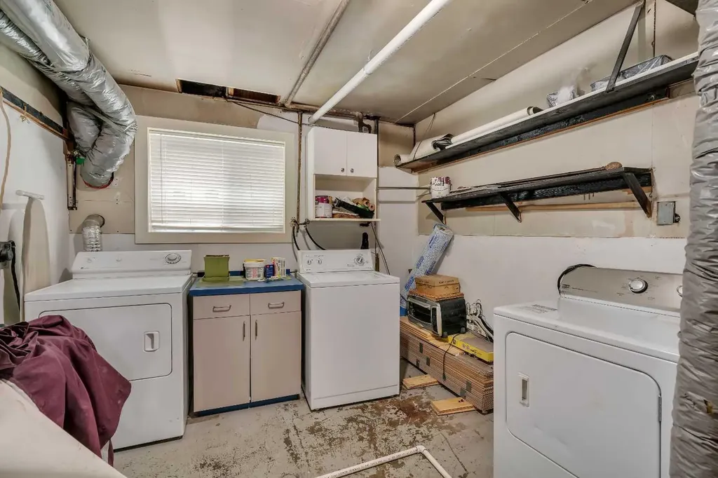 7621 23 Street SE Calgary AB T2C 0Y2