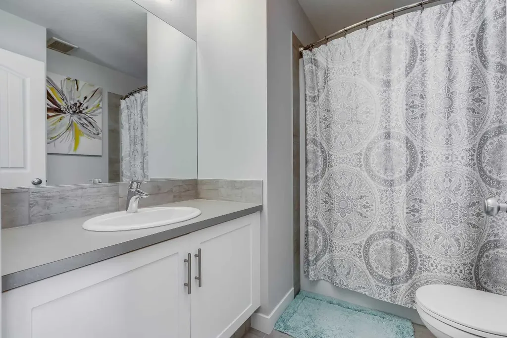 565 Midtown Street SW Airdrie AB T4B 4E2