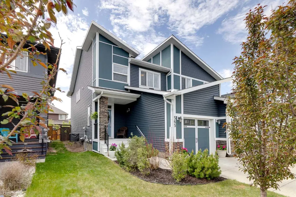 565 Midtown Street SW Airdrie AB T4B 4E2
