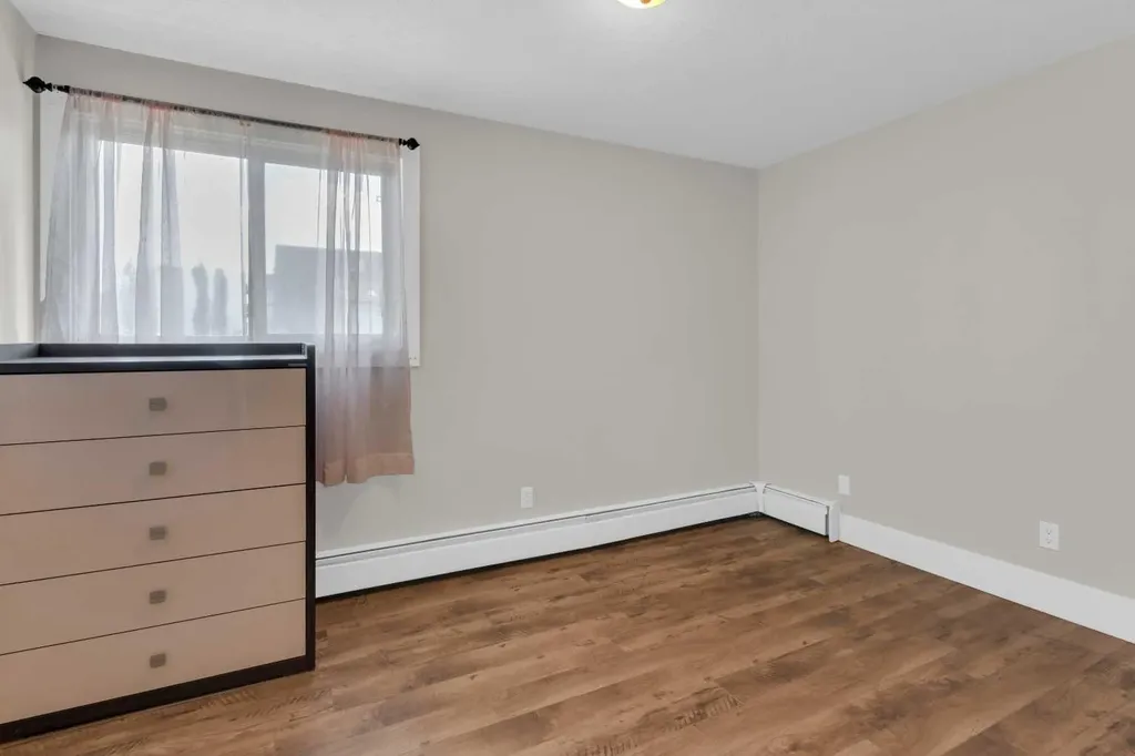 2002 11 Avenue SW Calgary AB T3C 0P1