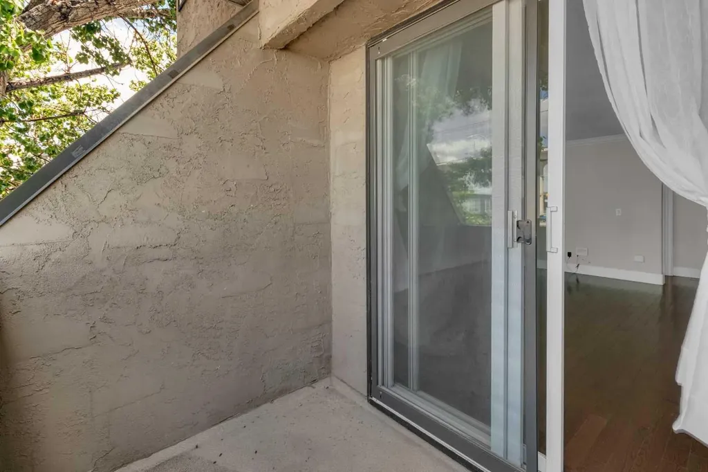 2002 11 Avenue SW Calgary AB T3C 0P1
