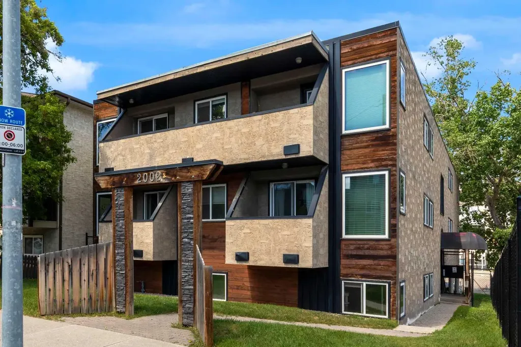 2002 11 Avenue SW Calgary AB T3C 0P1