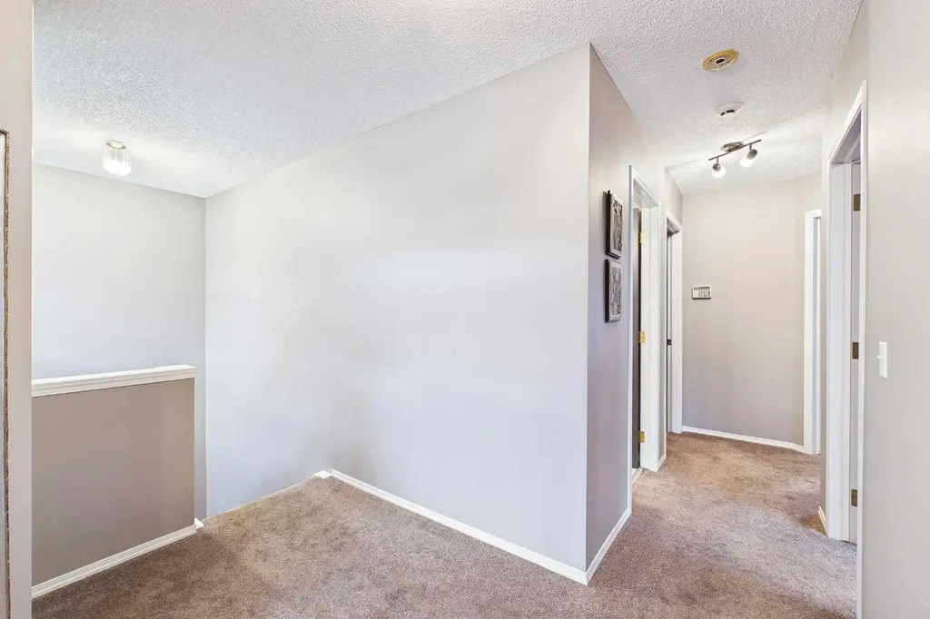 279 Valley Brook Circle NW Calgary AB T3B 5S4